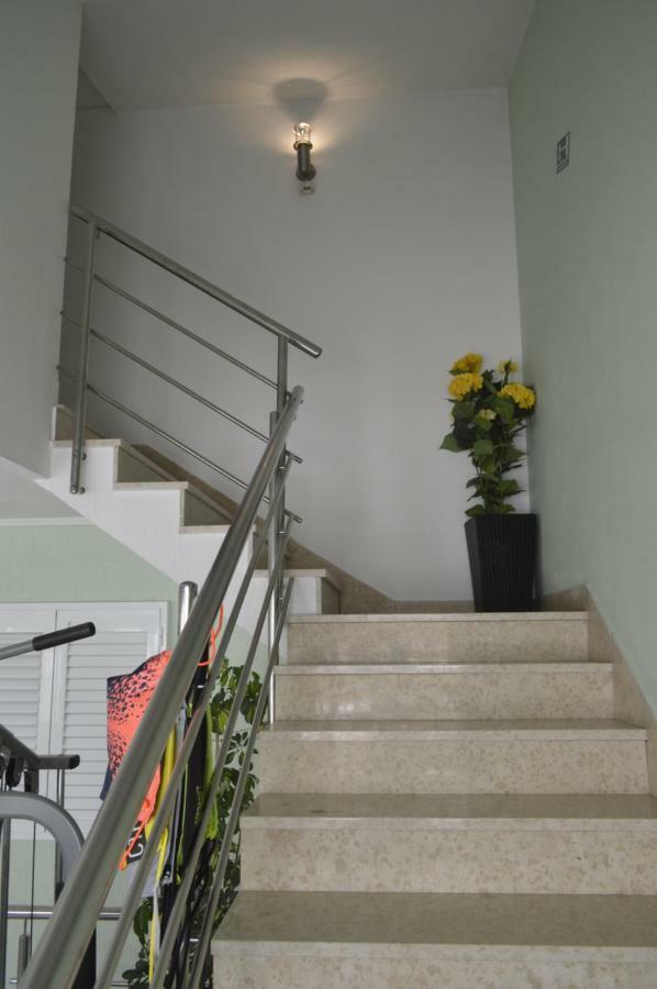Apartment Beach Makarska Exterior photo